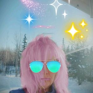 Meet your Posher, Robin